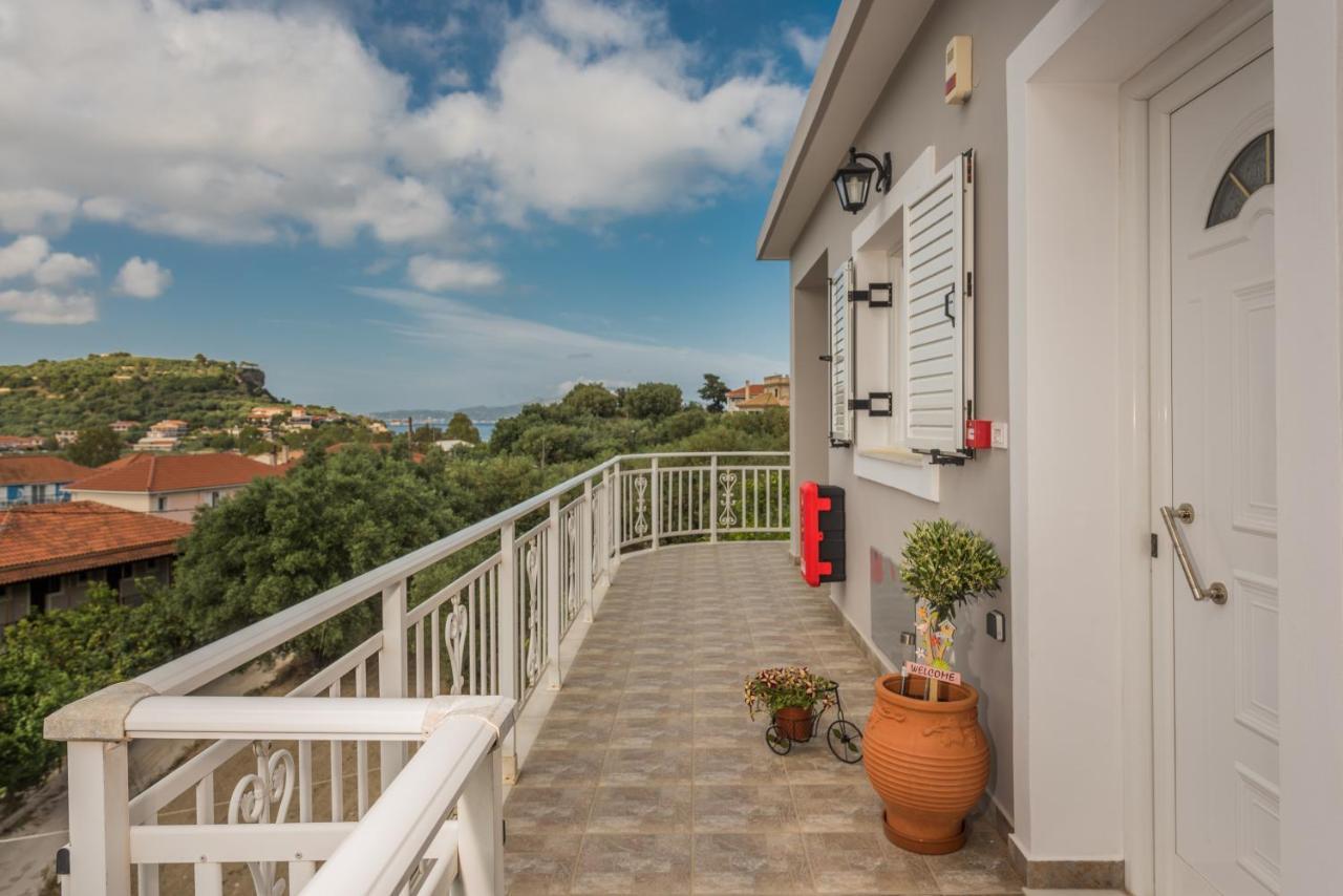 Domus Lukas Apartments Маратьяс Экстерьер фото